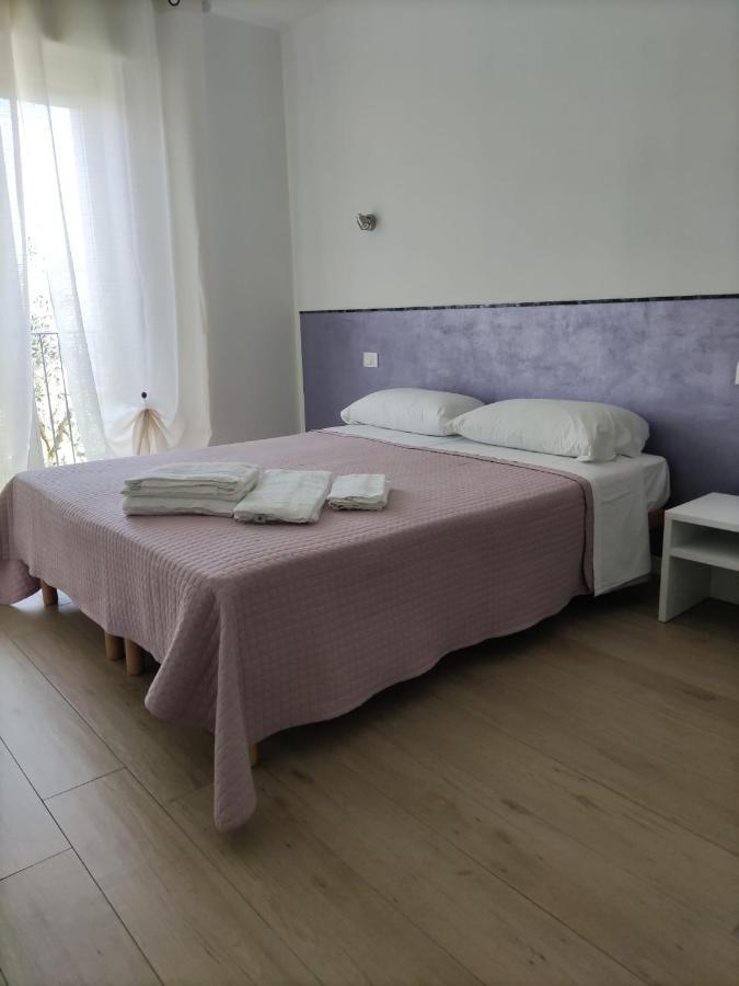 Appartamenti Bellini Бардолино Екстериор снимка